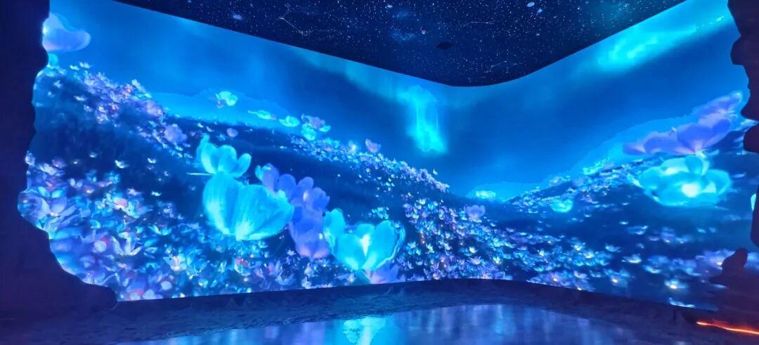 2026展商速递 | 海信商显 26年全新升级，LED136G-U一体机——定义高端显示新标杆